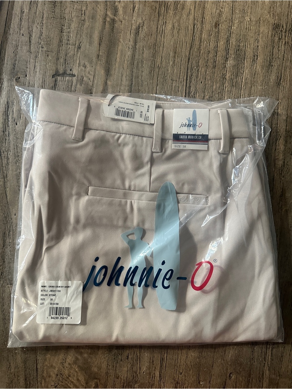 NWT johnnie-O Men's Cross Country 9” inseam Short - Stone /light khaki size 38
